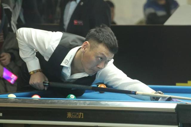 东方明珠第九洞林芊惠遭遇奇案 一个洞打两颗球